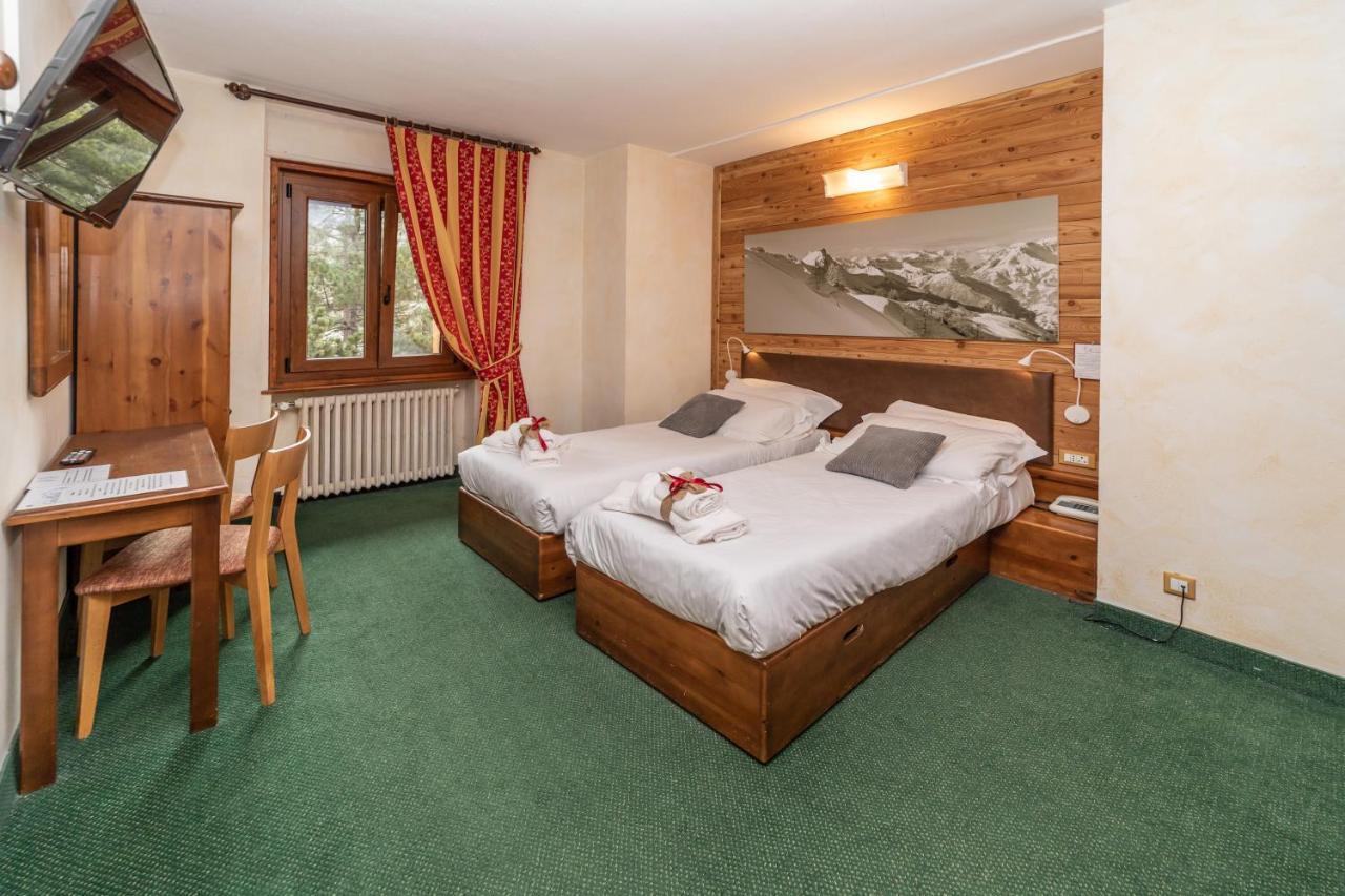 Hotel Gran Baita Oulx 外观 照片